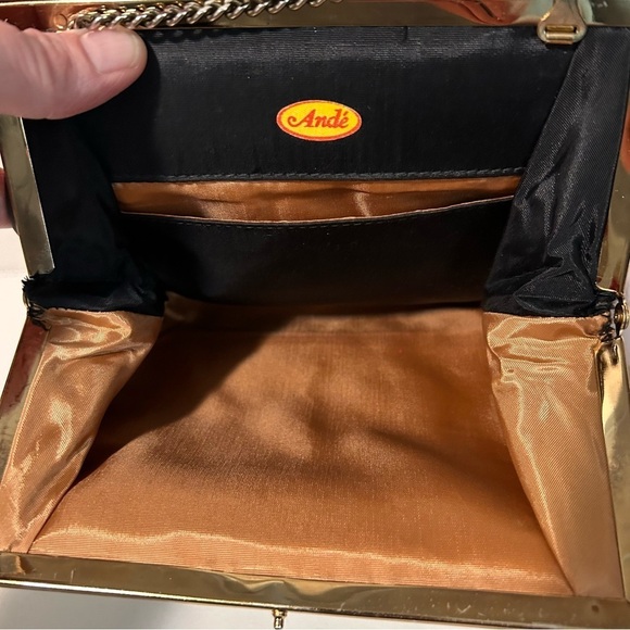 Vintage Kiss Lock Clutches - Picture 13 of 13